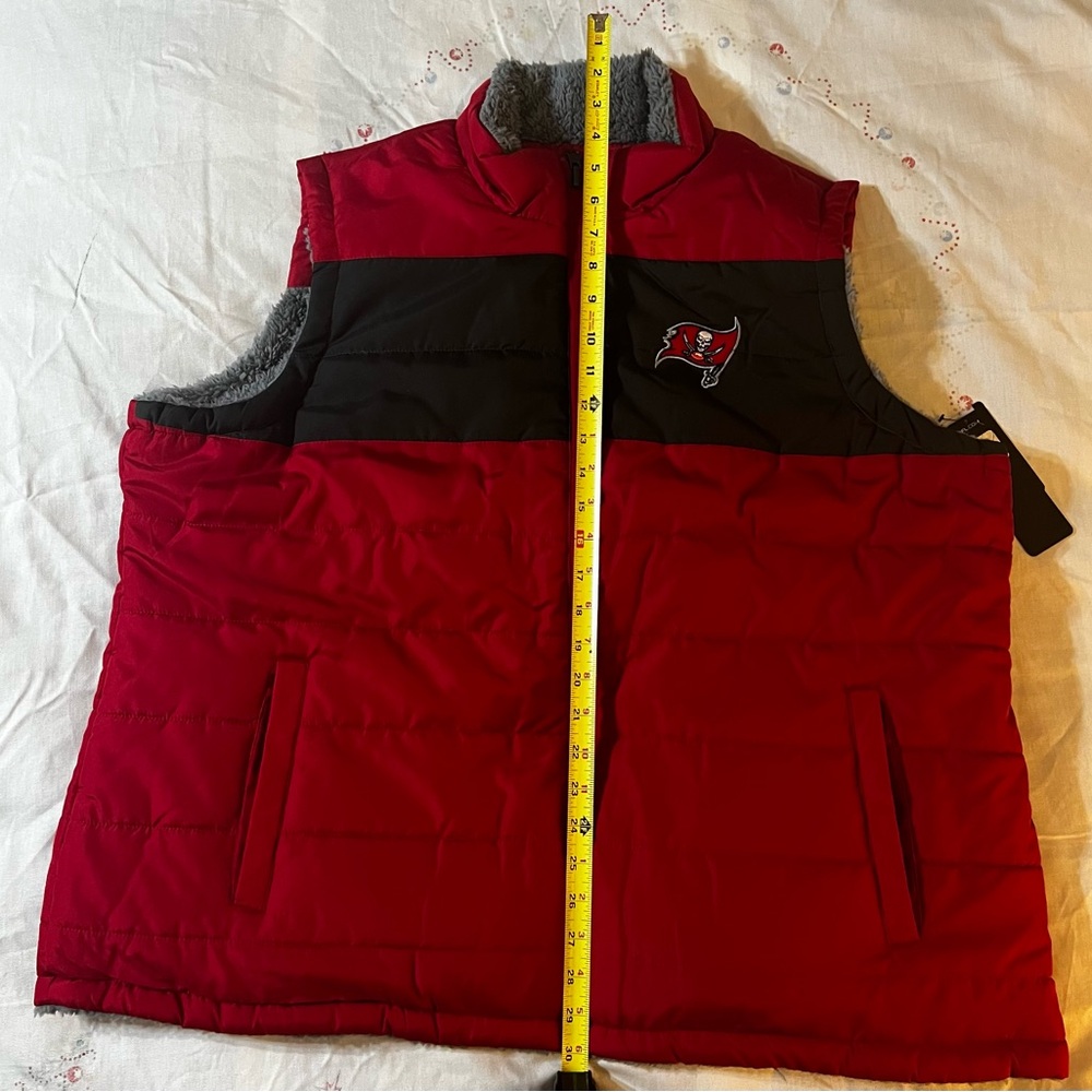 NFL Team Apparel Womens Tampa Bay Buccaneers Reversible Vest Jacket Size 3XL NWT - Picture 6 of 13